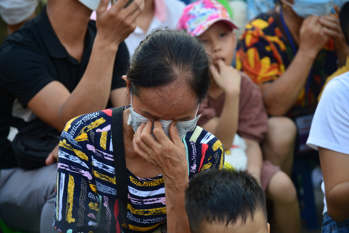 Người mẹ bật khóc lâu lắm mới thấy nụ cười hạnh phúc của 'chiến binh đầu trọc' - 8