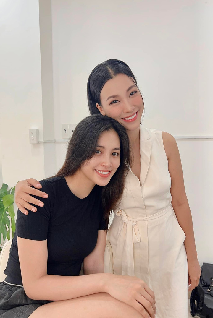 Sao Việt 3/6: Việt Trinh trẻ đẹp ở tuổi 51, Minh Hằng sành điệu khi mang bầu - 5