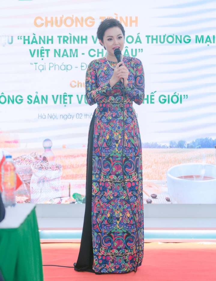 Cháu gái danh ca Giao Linh sáng lập hành trình văn hóa thương mại Việt Nam - 1