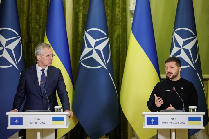 NATO tuyên bố Nga không thể chặn tư cách thành viên của Ukraine - 1
