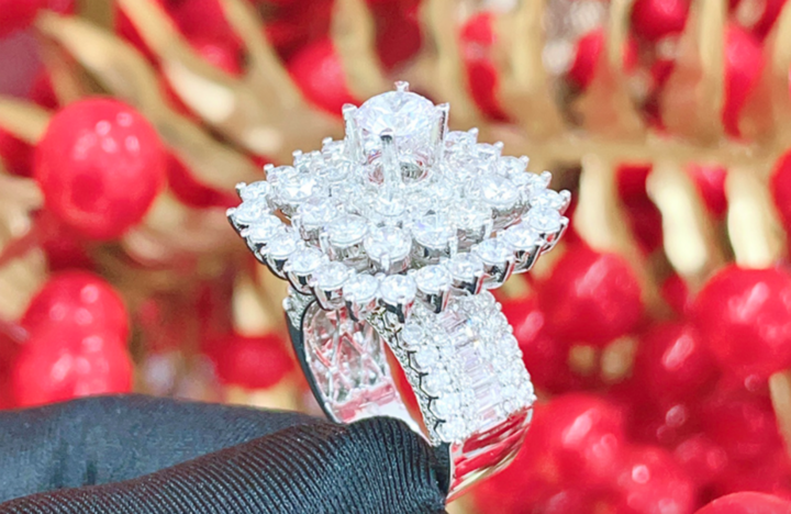Nhẫn kim cương - Món quà thay lời yêu thương cho nửa kia của bạn - 2