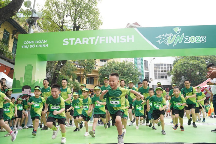 Giải chạy Vietcombank Let’s Run 2023 hưởng ứng Tháng hành động vì trẻ em - 4