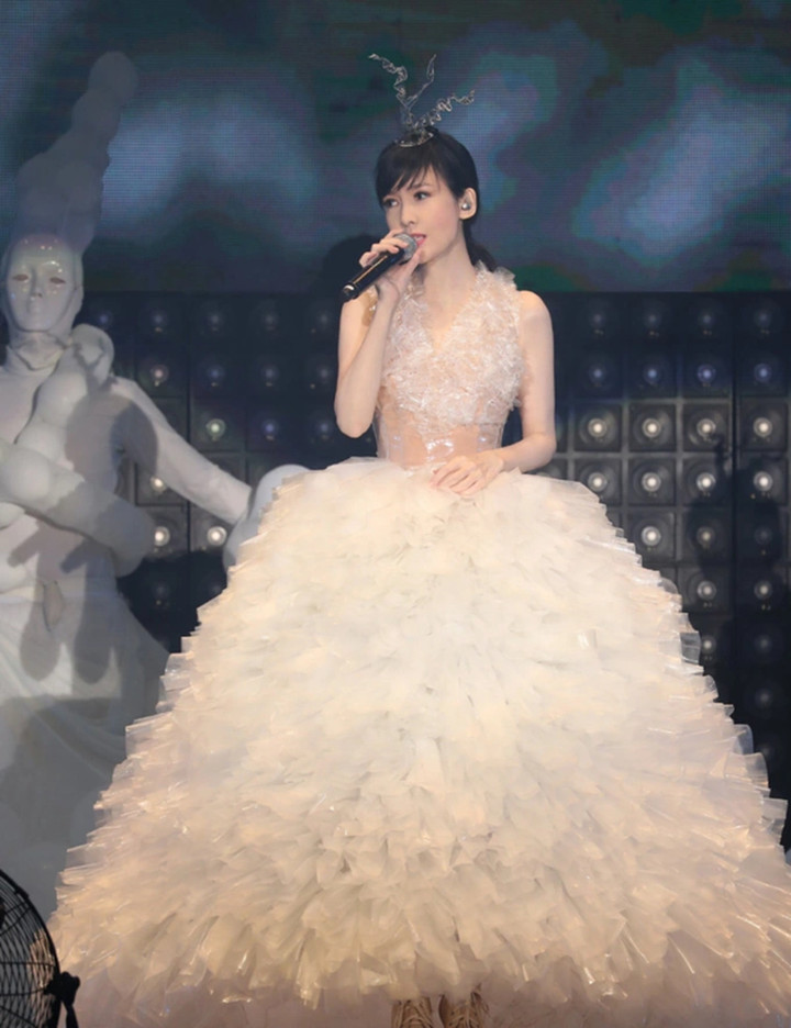 Sao nữ nào 8 lần bị 'cắm sừng' nhưng vẫn luỵ tình? - 6