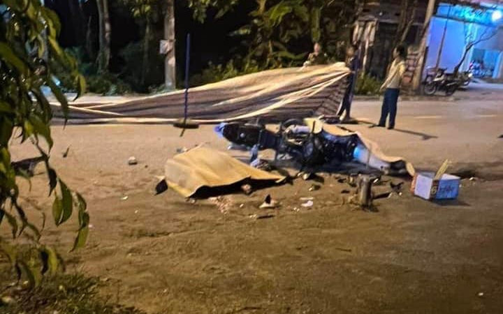 Vĩnh Phúc: Hai xe máy chạy tốc độ cao tông nhau, 6 thanh niên thương vong - 1