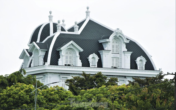 'Biệt phủ' của cụ bà 80 tuổi nơi tổ chức bữa tiệc vinh quy bái tổ của con trai - 8