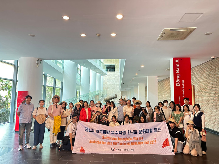 Học sinh khám phá và trải nghiệm văn hóa, lịch sử Việt Nam - Hàn Quốc - 2