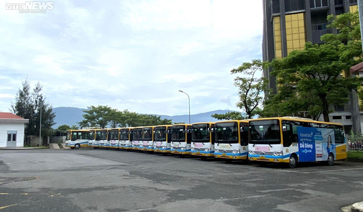 Bị nợ lương nửa năm, nhân viên xe buýt Quảng An 1 không có tiền mua gạo - 2