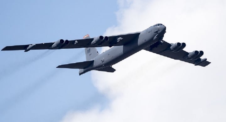 Su-35S dễ dàng qua mặt hệ thống phòng thủ mới nhất của B-52H? - 2