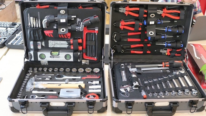Những vật dụng luôn phải mang trong xe - 3
