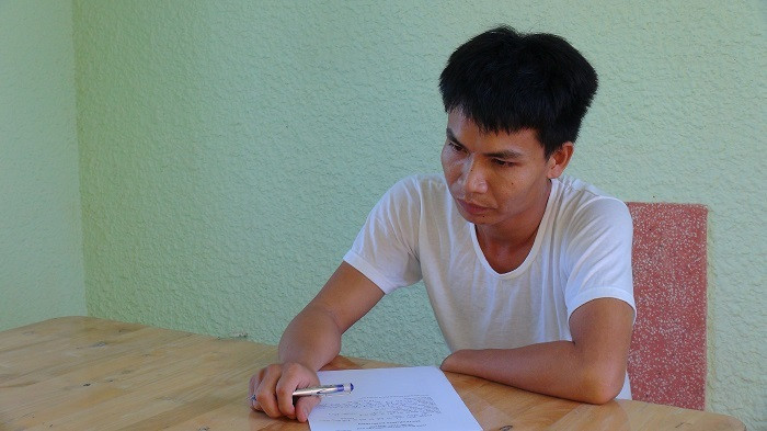 Thuê xe, làm giả giấy tờ rồi đem đi cầm cố - 1