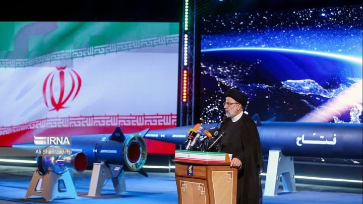 Iran ra mắt tên lửa siêu thanh đầu tiên nhờ Triều Tiên hỗ trợ? - 1