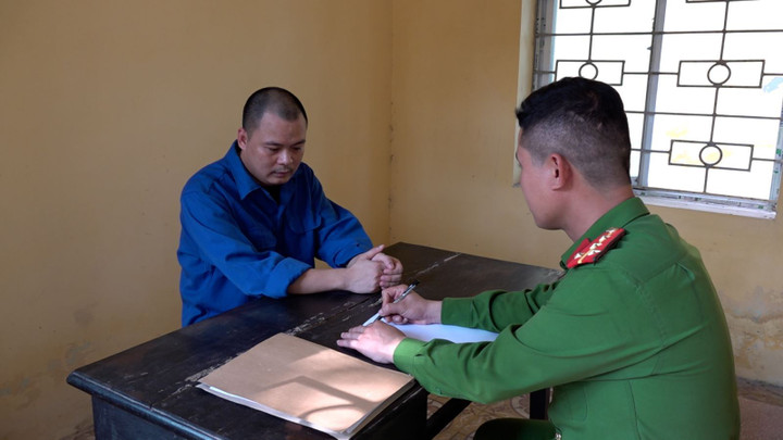 Triệt phá đường dây cá độ bóng đá quy mô hơn 2.000 tỷ đồng ở Hưng Yên - 2