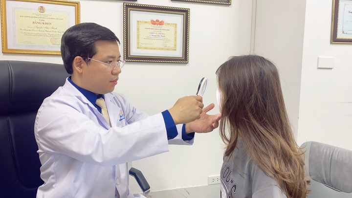 Tin 'viên chống nắng phơi mặt ra da vẫn đẹp', người phụ nữ nhận cái kết đắng - 2