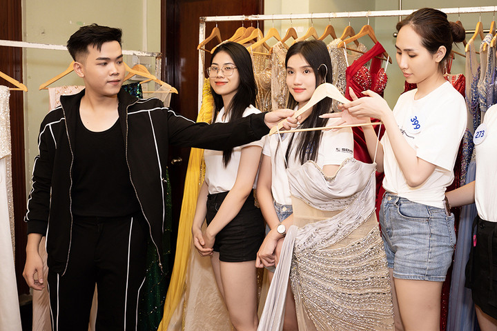 Thí sinh Miss World Vietnam 2023 khoe mặt mộc trước đêm chung khảo - 7