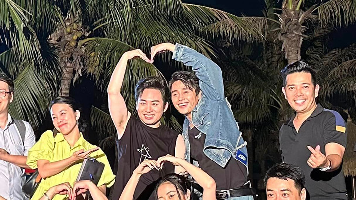 Sao Việt 12/6: Bình Tinh làm lễ 100 ngày mất cho cha nuôi Vũ Linh dù đang ở Pháp - 7