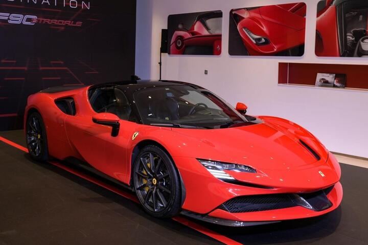 Ferrari ra mắt SF90 Stradale phiên bản giới hạn Le Mans - 7