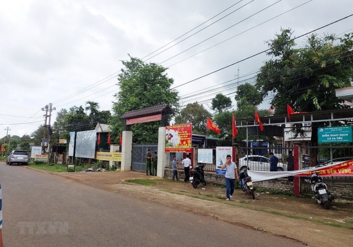 Đã bắt giữ 26 nghi phạm tấn công trụ sở UBND xã ở Đắk Lắk, thu nhiều vũ khí - 1