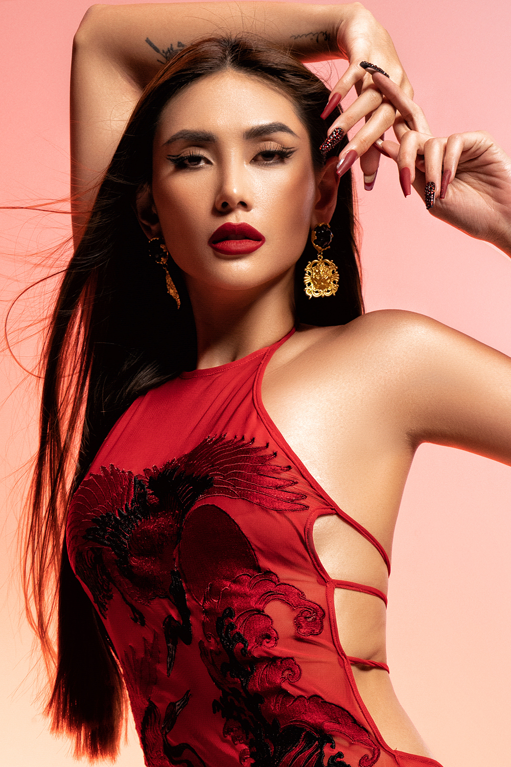 Võ Hoàng Yến: 'Cát-sê hiện tại đủ để tôi tận hưởng cuộc sống một cách trọn vẹn' - 4