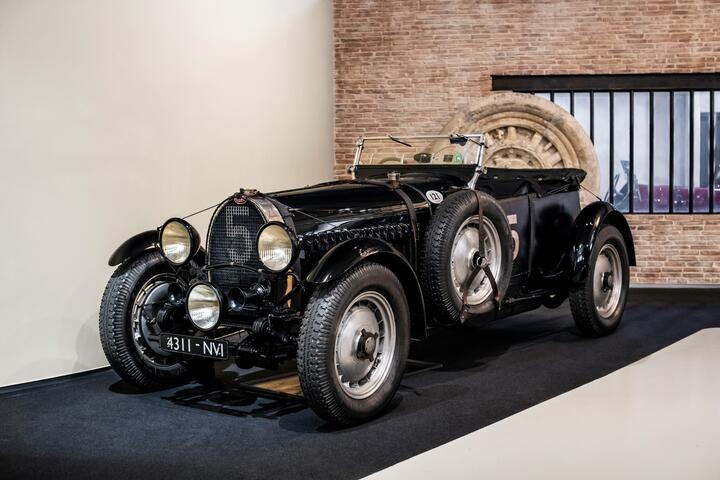 Bugatti Bolide ra mắt tại trường đua Le Mans - 15