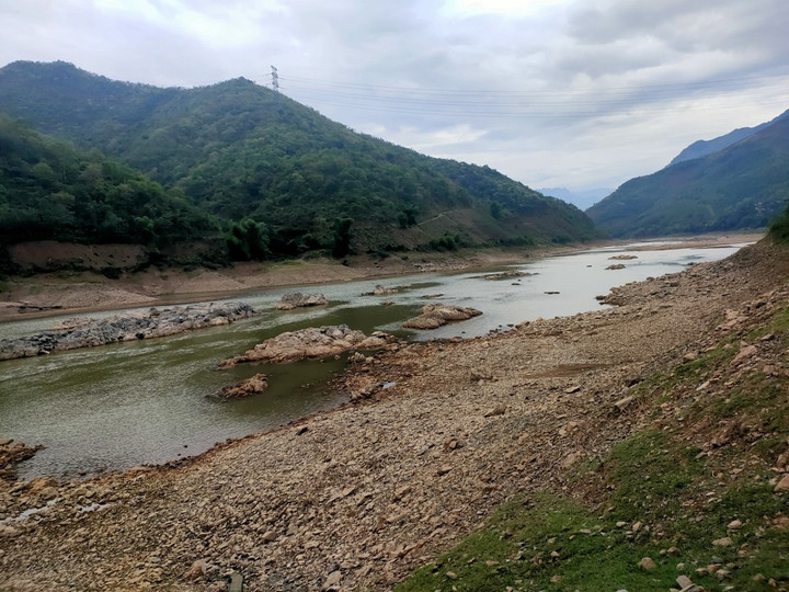 Cảnh tiết kiệm điện tại nhà máy thủy điện lớn nhất Đông Nam Á - 1