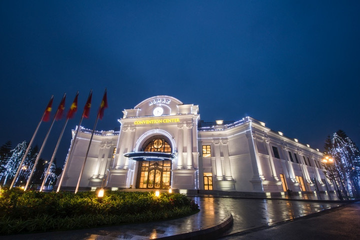 Khám phá trọn vẹn hệ sinh thái dịch vụ cưới tại Almaz Wedding Fair 2023 - 2