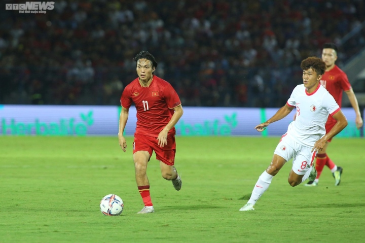 Quang Hải và đồng đội lạc nhịp trong trận HLV Troussier ra mắt tuyển Việt Nam - 6