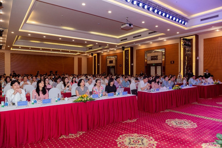 Hơn 190 đại biểu dự hội thảo công tác quản lý hoạt động phát thanh, truyền hình - 4