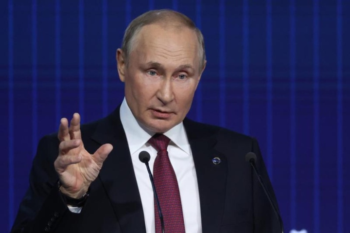 Tổng thống Putin nêu thời điểm sử dụng vũ khí hạt nhân - 1