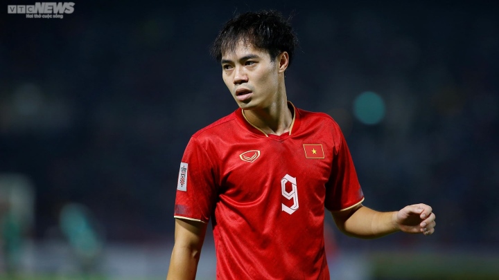 Văn Toàn, Công Phượng cùng đàn em U23 Việt Nam đấu CLB Hải Phòng - 1