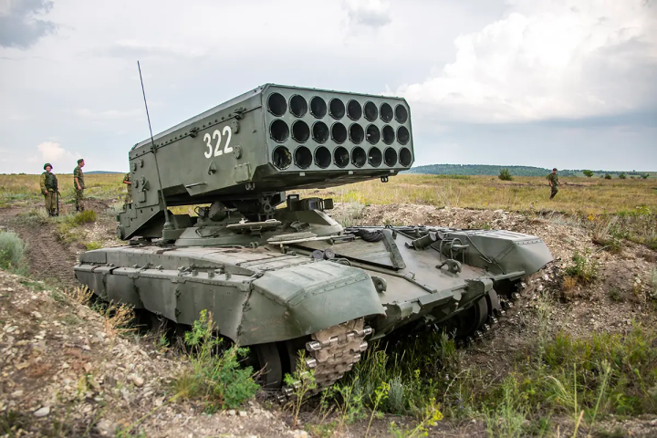 Bộ Quốc phòng Nga đặt mua thêm hệ thống vũ khí nhiệt áp TOS - 1