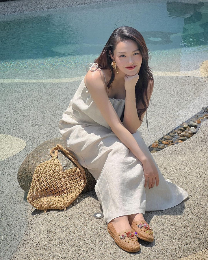 Sao Việt 18/6: Bình Tinh tới thắp nhang cha nuôi Vũ Linh, động viên Hồng Loan - 6