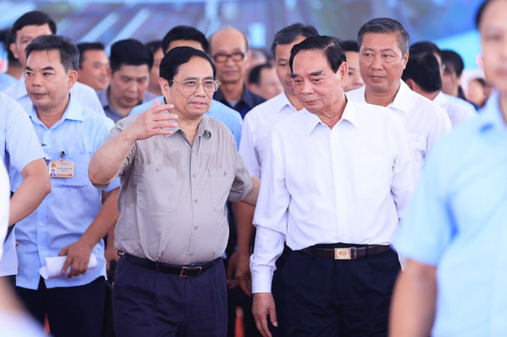 Thủ tướng bấm nút khởi công dự án đường Vành đai 3 và hai cao tốc - 2