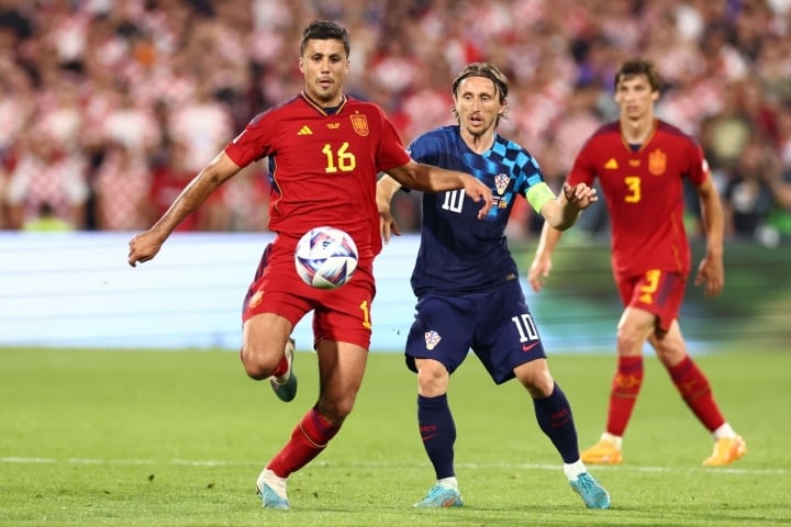 Đội tuyển Tây Ban Nha và Croatia từng tạo nên màn so tài hấp dẫn ở EURO 2020.