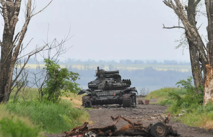 Ukraine mất 20 xe tăng chỉ trong một ngày phản công - 1