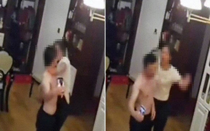 Bị vợ đánh đập dã man, chồng cầu cứu cảnh sát và cái kết đau lòng - 1