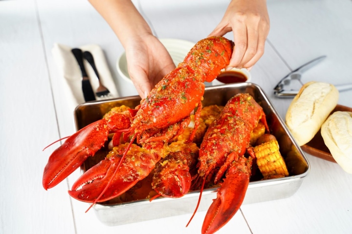 Lobster Bay mang đến cho bạn ẩm thực hải sản tuyệt vời - 3