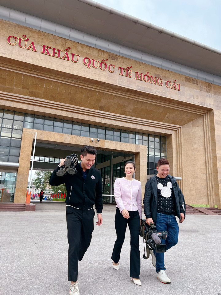 BTV Minh Trang Thời sự 19h: Tôi giật mình khi nhận lá thư của con gái - 2