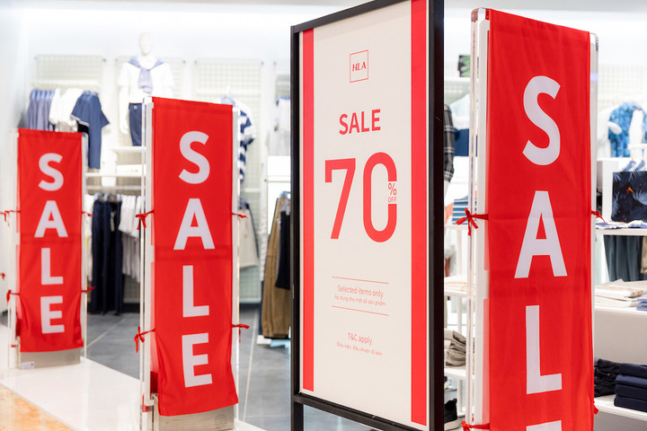 Sắm hè hứng khởi cùng loạt ưu đãi hấp dẫn chỉ có tại Vincom Red Sale 2023 - 4