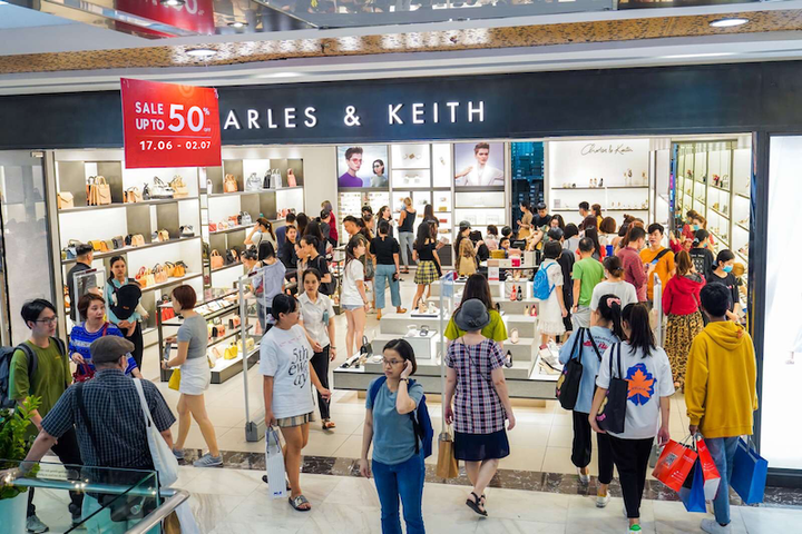 Sắm hè hứng khởi cùng loạt ưu đãi hấp dẫn chỉ có tại Vincom Red Sale 2023 - 6