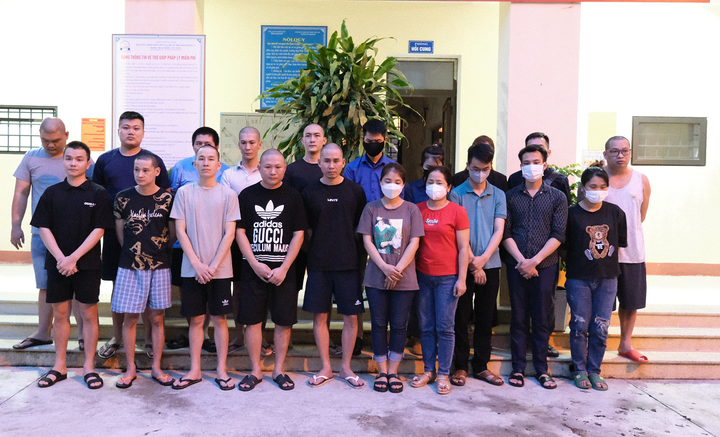 Phá đường dây làm giả bằng cấp liên tỉnh, thu lời hơn 20 tỷ đồng - 3