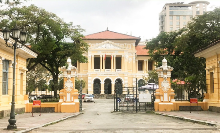 Tòa án ở TP.HCM phạt tiền 2 đương sự xúc phạm thẩm phán - 1