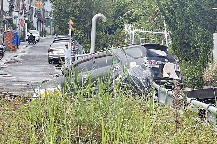Đà Lạt ngập nặng, cây xanh ngã đổ sau mưa lớn - 5