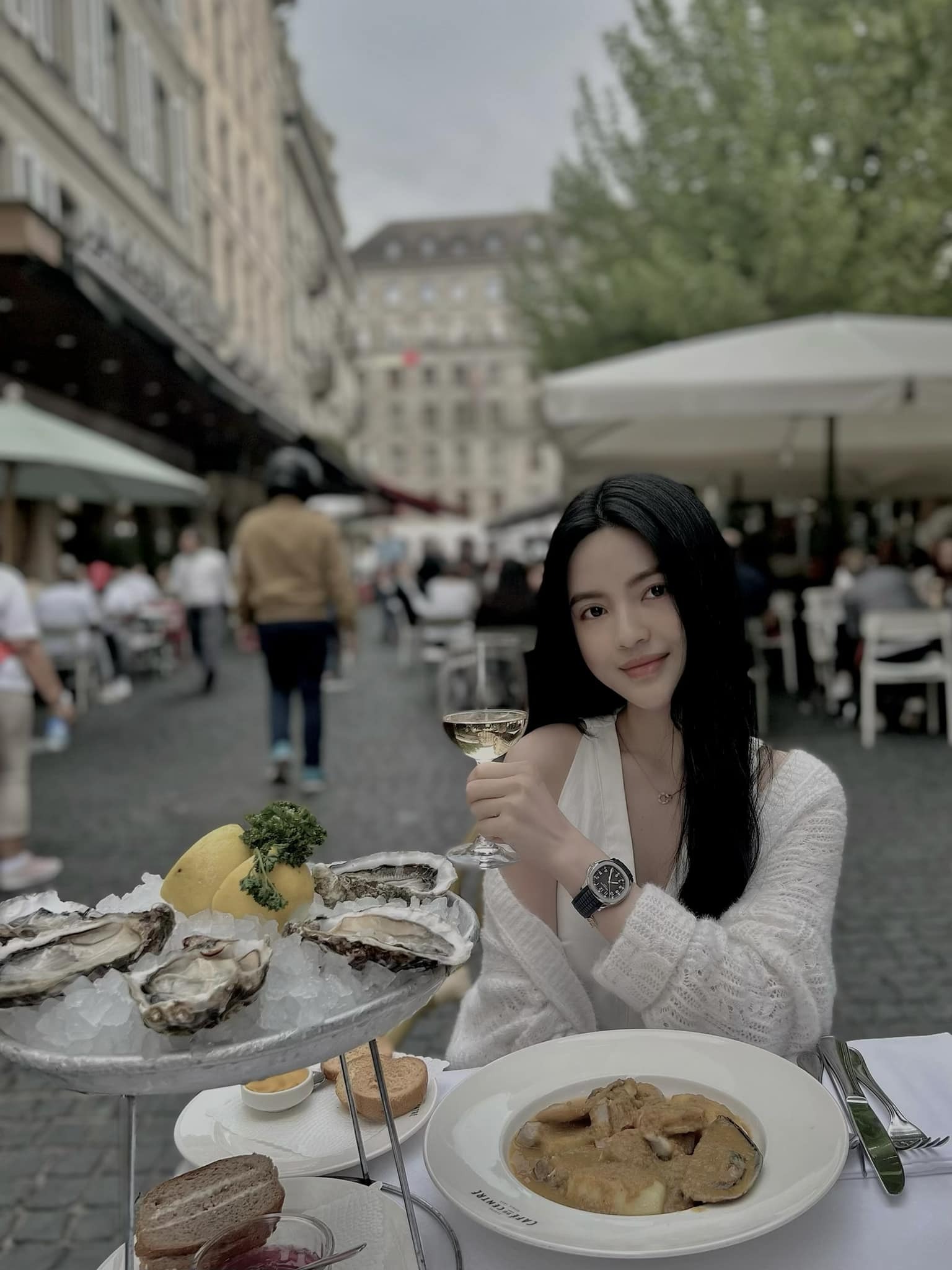 Bạn gái cầu thủ Quang Hải ấn tượng với vẻ đẹp vừa ngọt ngào, vừa gợi cảm - 5