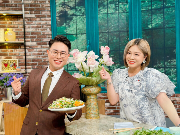 MC Hoàng Linh VTV: Tôi không quan tâm 'người dưng' nghĩ gì về mình - 1