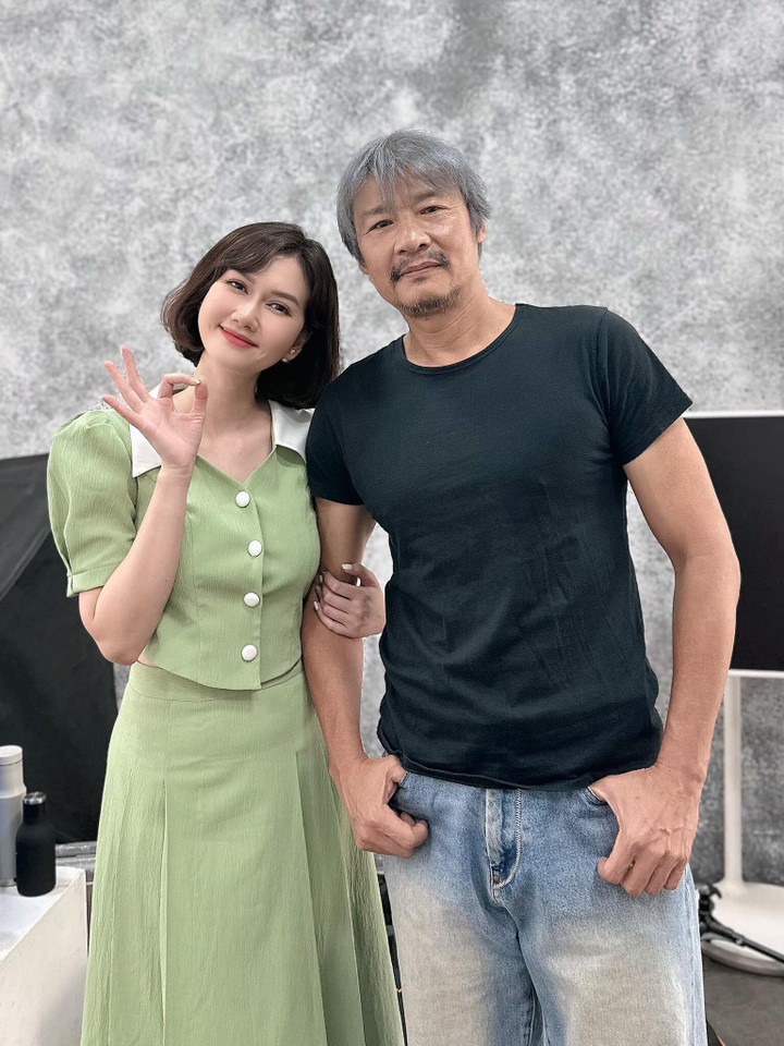 MC Hương Giang chia sẻ ảnh hậu trường phim mới đóng cùng diễn viên Võ Hoài Nam.