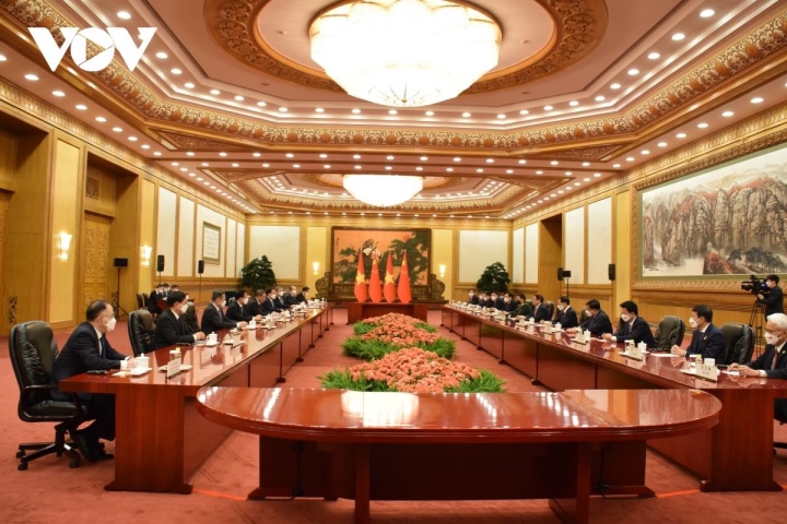 Thủ tướng Trung Quốc đón Thủ tướng Việt Nam, chứng kiến lễ ký 6 văn kiện hợp tác - 5