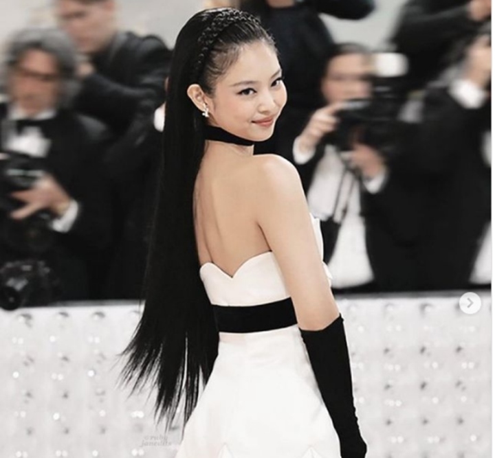 Jennie sở hữu tài sản ròng trị giá 10 triệu USD. (Ảnh: Instagram)