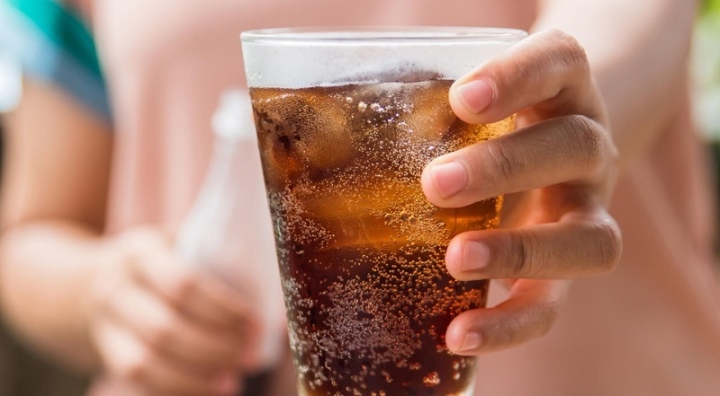 Hậu quả của việc uống quá nhiều coca có thể lớn hơn bạn nghĩ.