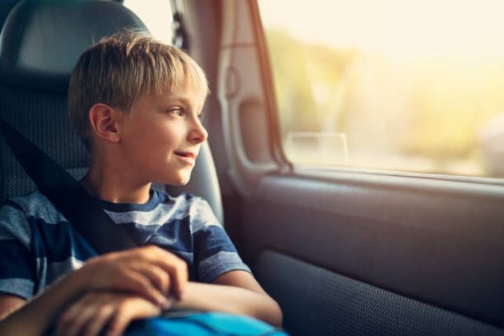 Trẻ em nên có ghế riêng. (Ảnh minh họa: iStock)