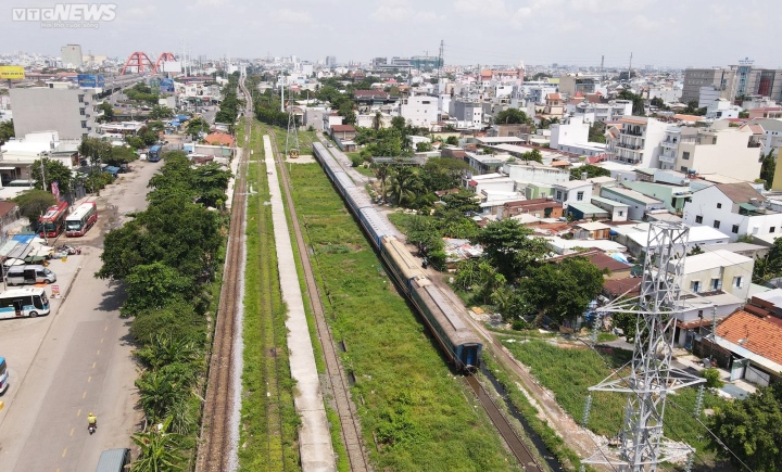 Dự án ga đường sắt Bình Triệu (phường Hiệp Bình Chánh, TP Thủ Đức), được duyệt quy hoạch từ năm 2002 với diện tích khoảng 41 ha. Theo Quyết định số 568/QĐ-TTg năm 2013 của Thủ tướng phê duyệt điều chỉnh Quy hoạch phát triển giao thông vận tải TP.HCM đến năm 2020 và tầm nhìn sau năm 2020, ga Bình Triệu là ga khách kỹ thuật phía Bắc TP.HCM.